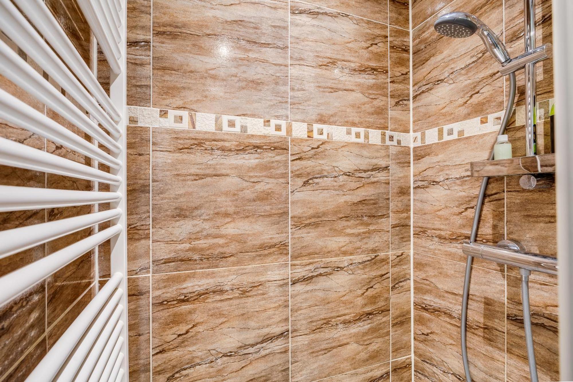 Luxe Wellness Apartment Apeldoorn With Jacuzzi And Sauna Extérieur photo