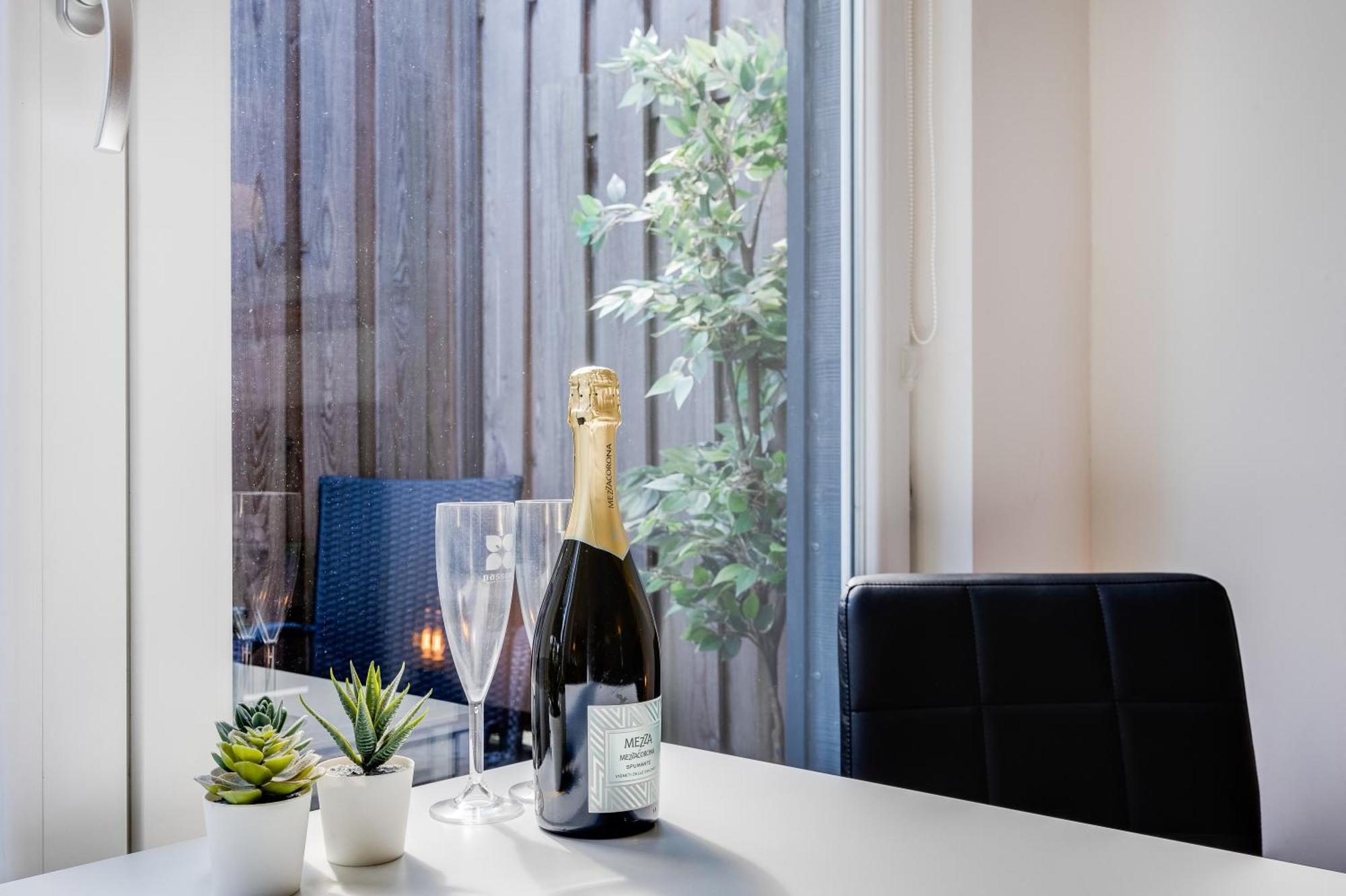 Luxe Wellness Apartment Apeldoorn With Jacuzzi And Sauna Extérieur photo