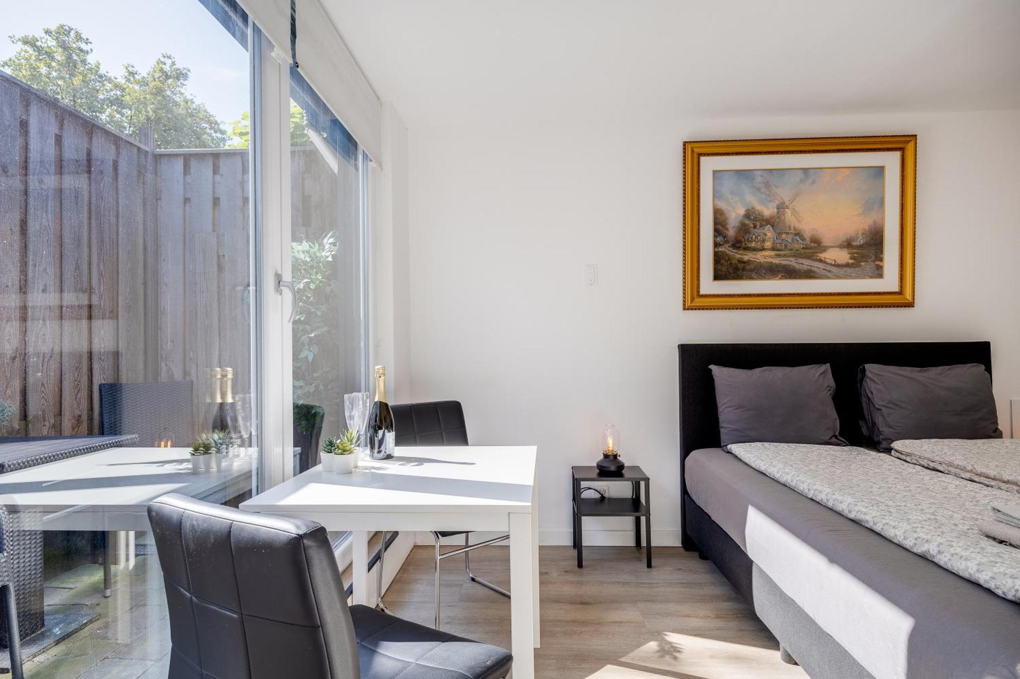 Luxe Wellness Apartment Apeldoorn With Jacuzzi And Sauna Extérieur photo