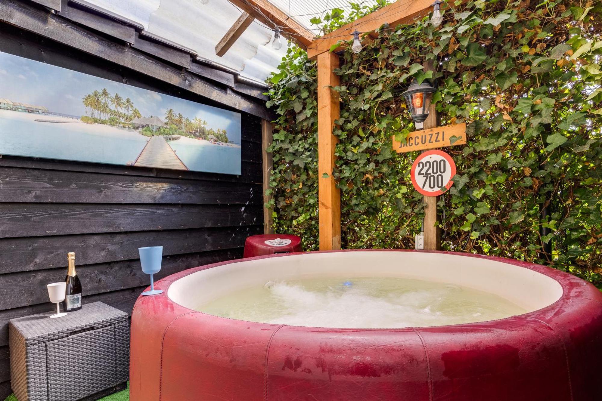 Luxe Wellness Apartment Apeldoorn With Jacuzzi And Sauna Extérieur photo